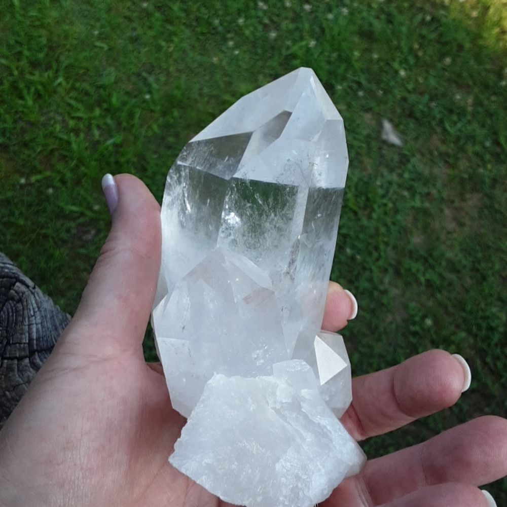 💎Quartz Crystal Cluster 💎 - Picture 3 of 8